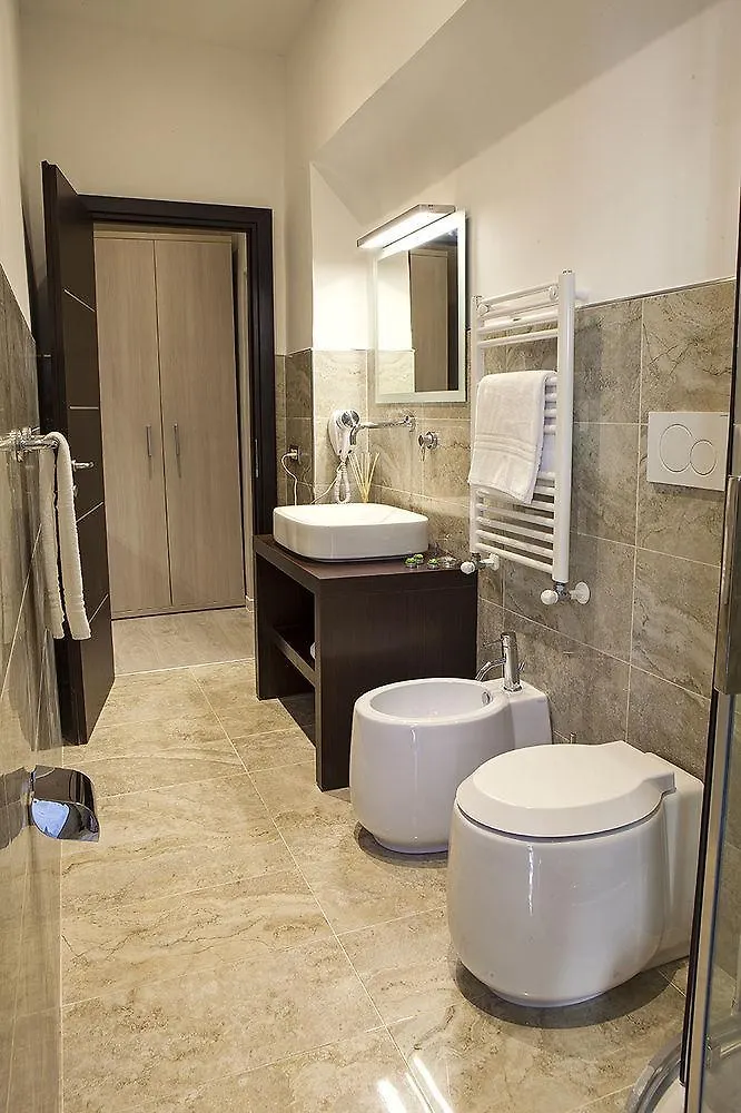 *** Guest house Domus Laurae Hotel Rome Italy