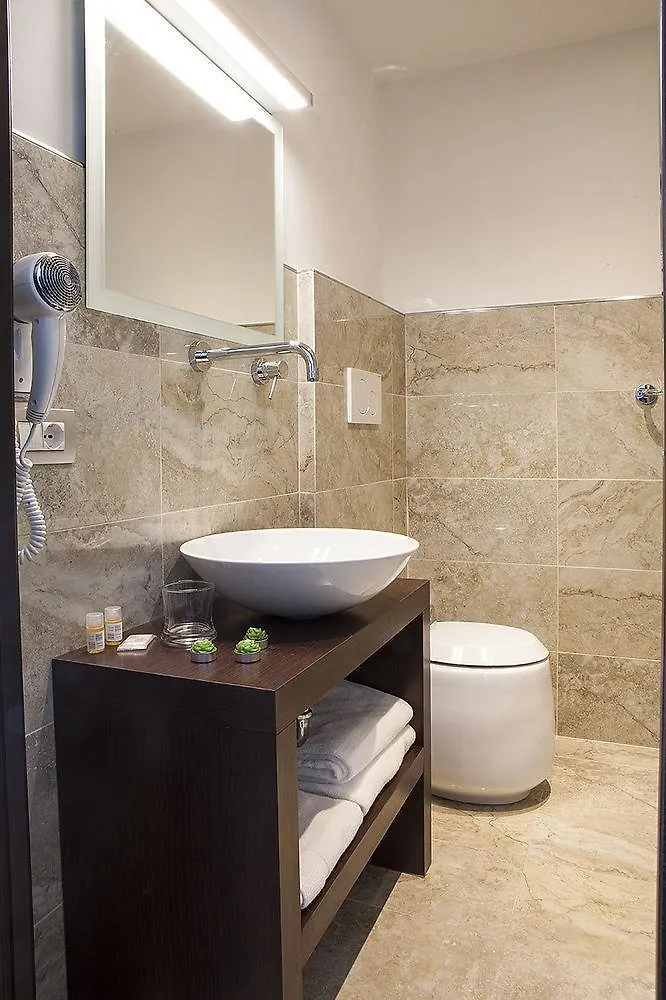 Domus Laurae Hotel Rome Guest house