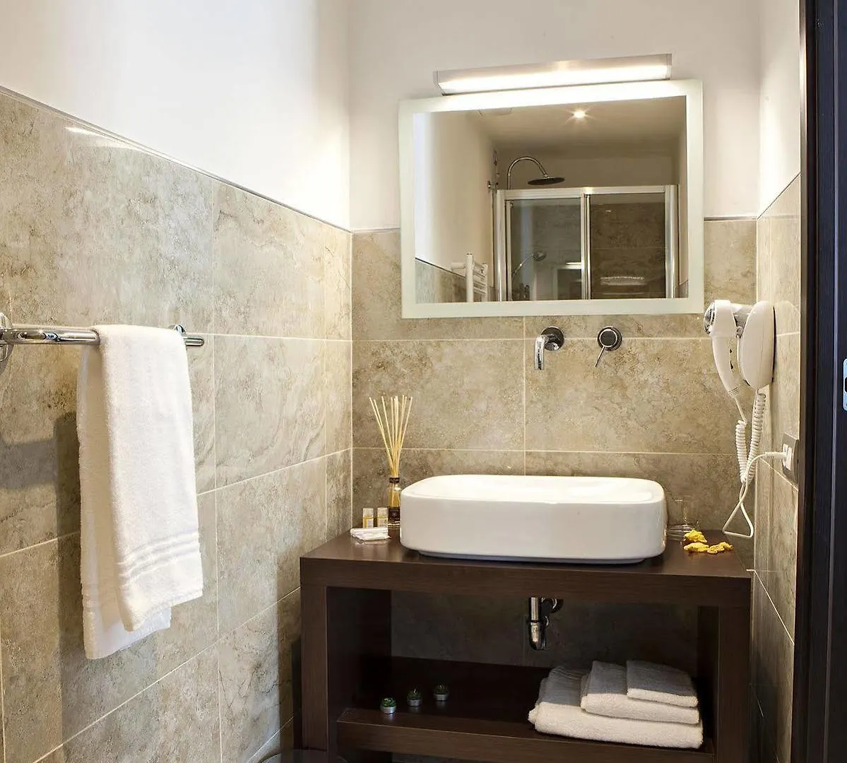 Domus Laurae Hotel Rome Guest house